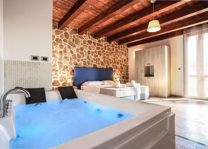 Double B Maison De Charme Bed & Breakfast 4*