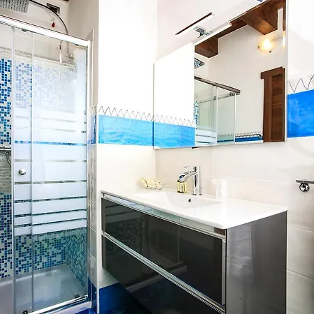 Bed & Breakfast Double B Maison De Charme 2*