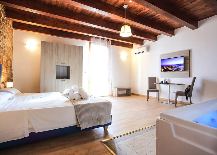 Bed & Breakfast Double B Maison De Charme 4*